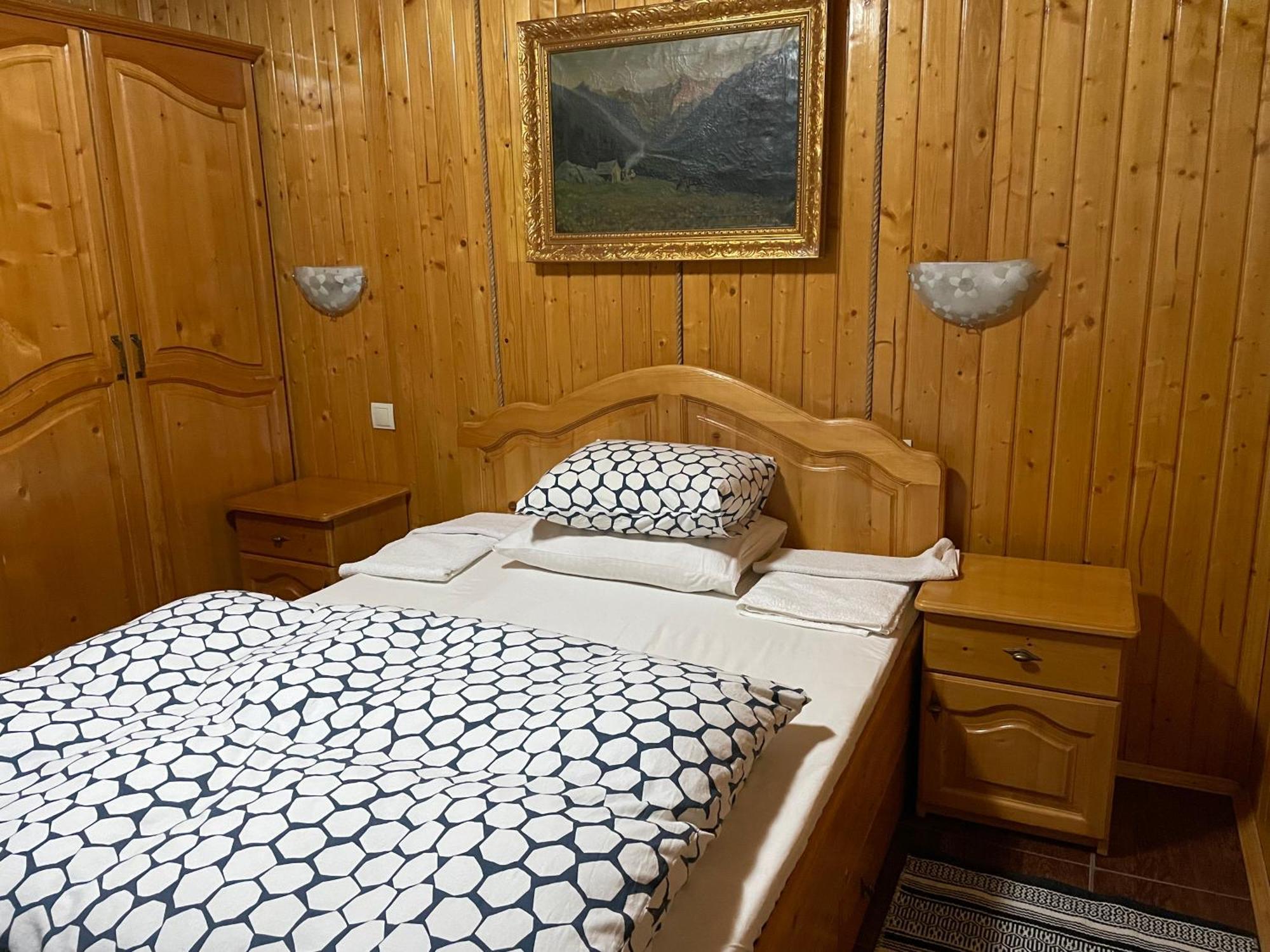 Guest House Nad Tisou クワイスィア エクステリア 写真